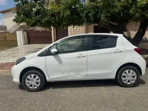 Toyota Vitz 2014 White