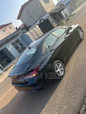 Hyundai Elantra SE 2021 Black