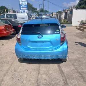 Toyota Aqua 2012 Blue