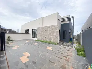 3bdrm House in Ab Majesty, Accra Metropolitan for sale