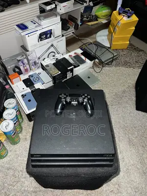 PlayStation 4 Pro With One Controller