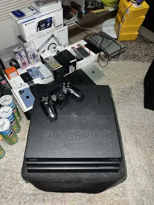 PlayStation 4 Pro With One Controller
