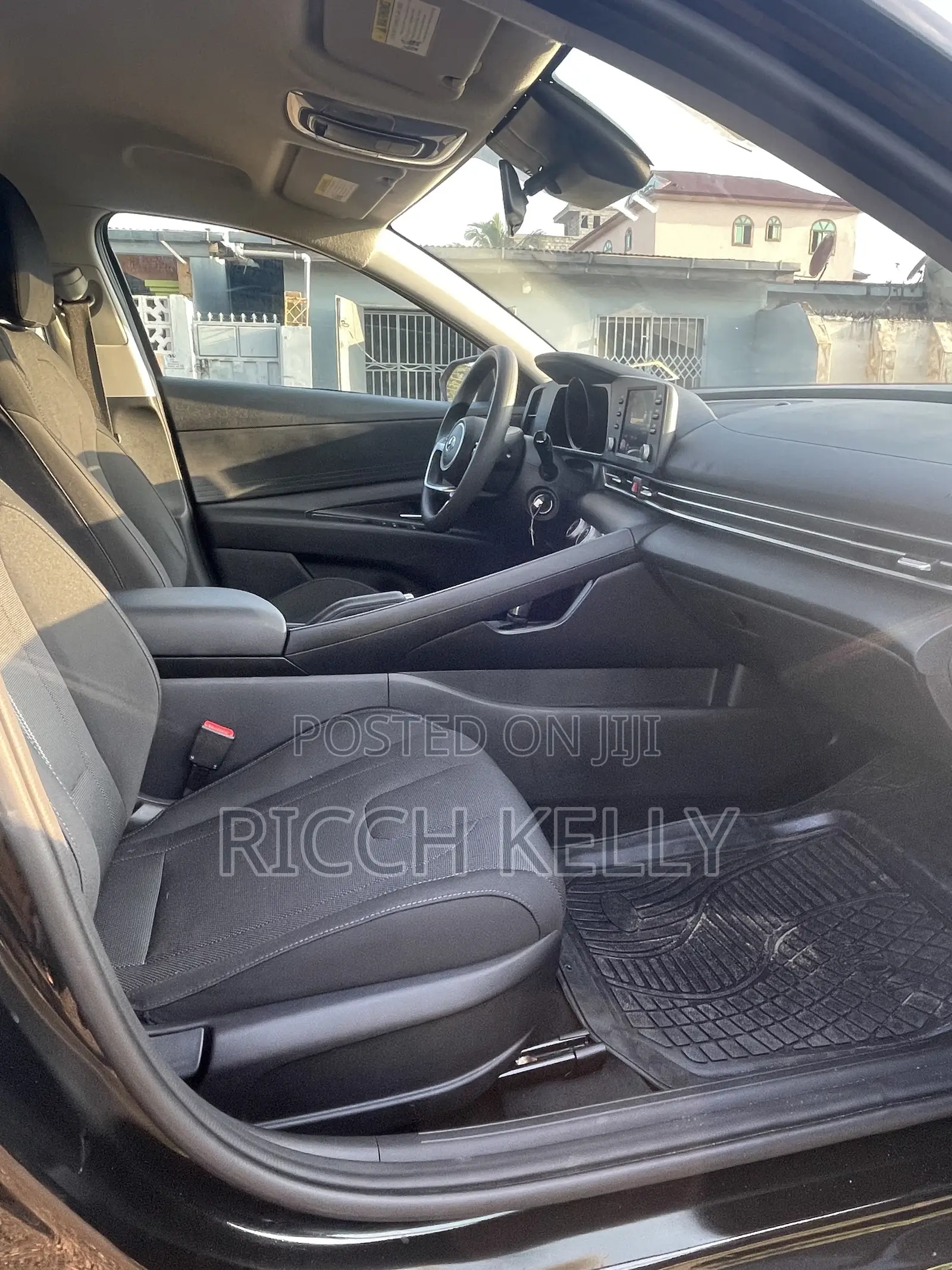 Hyundai Elantra SE 2021 Black