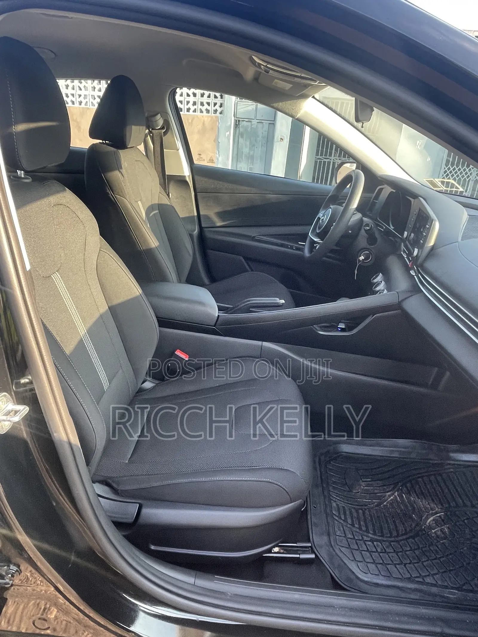 Hyundai Elantra SE 2021 Black