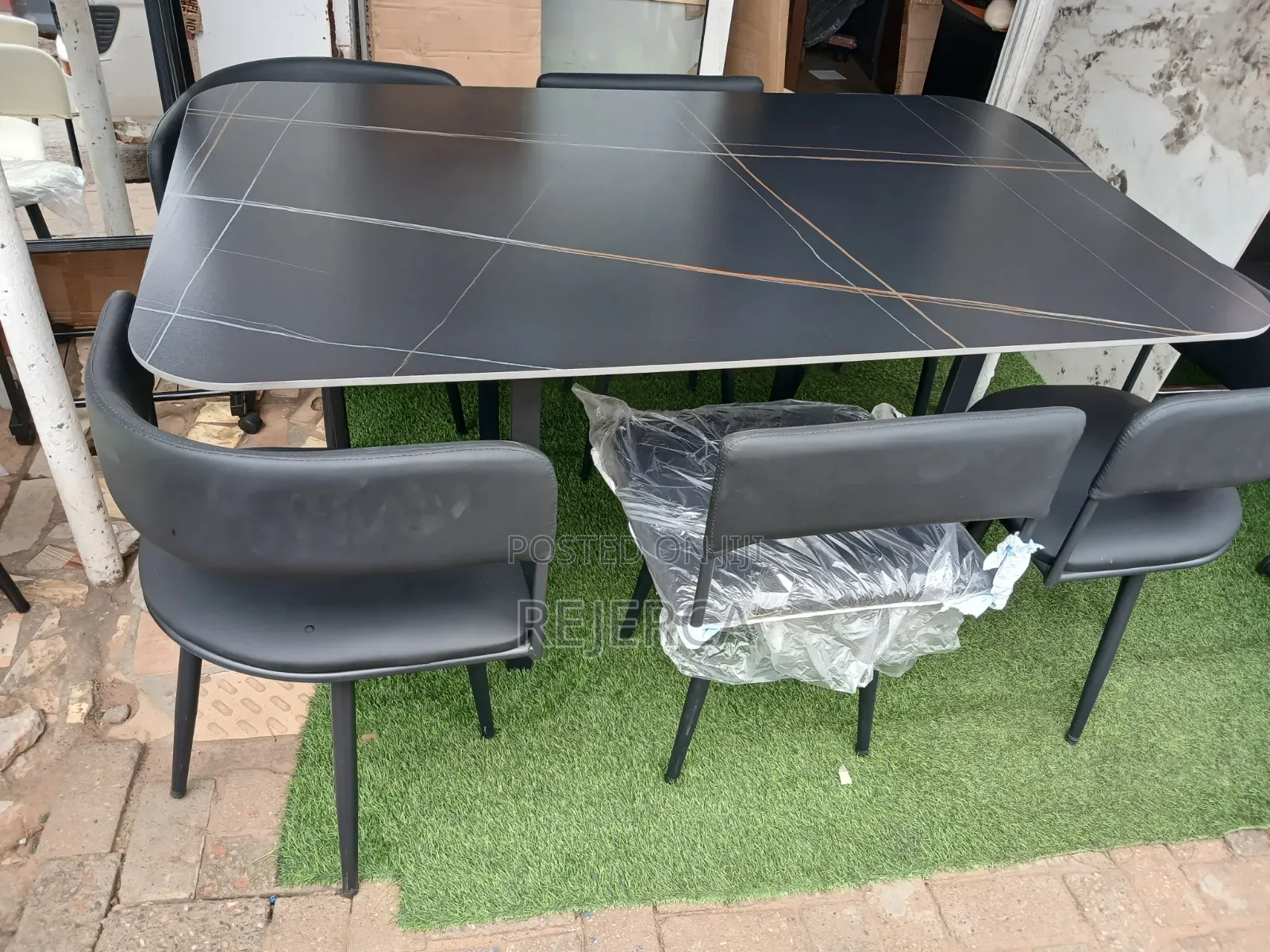 Durable Dinning Set