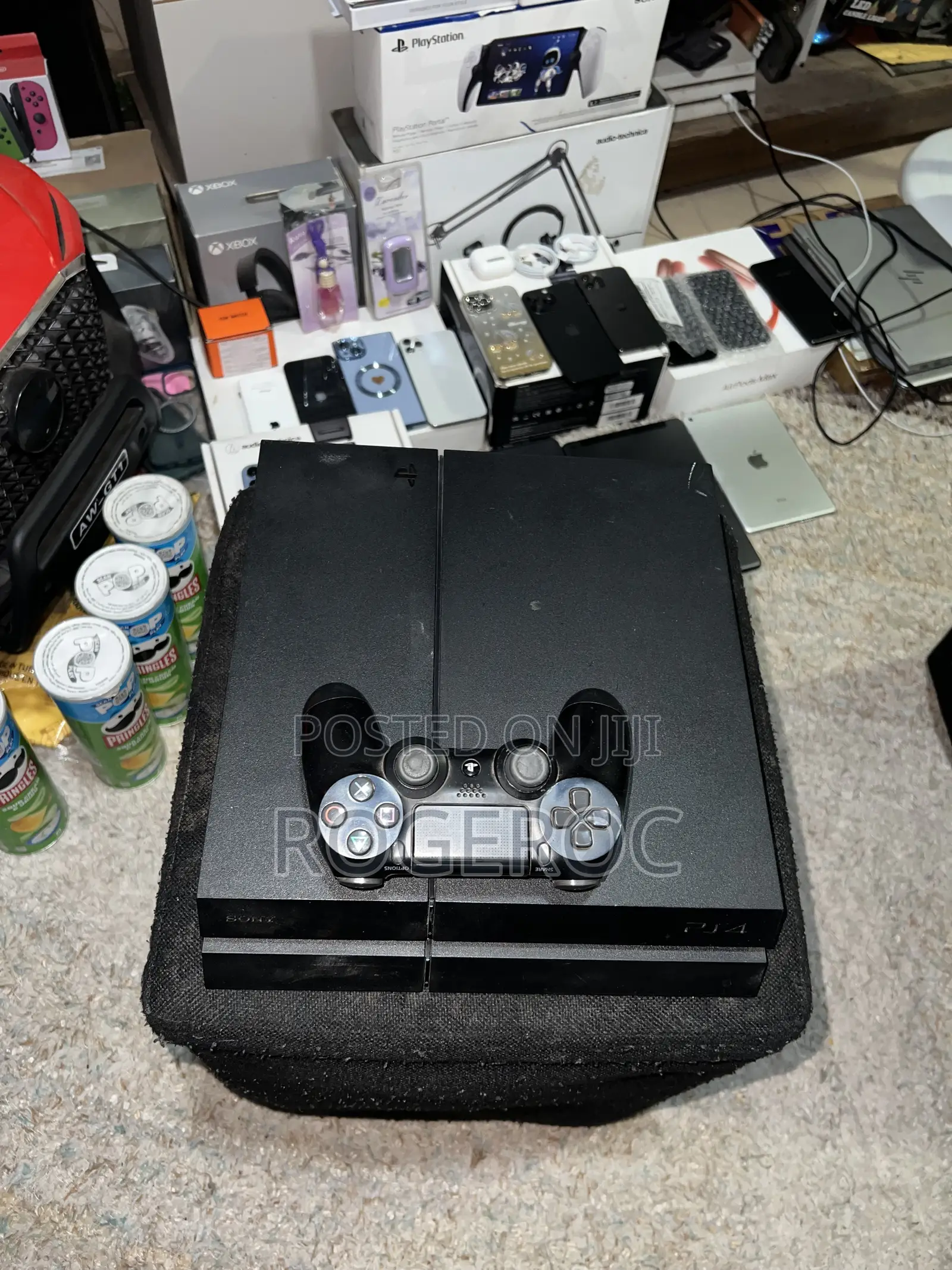 PlayStation 4 Standard Edition