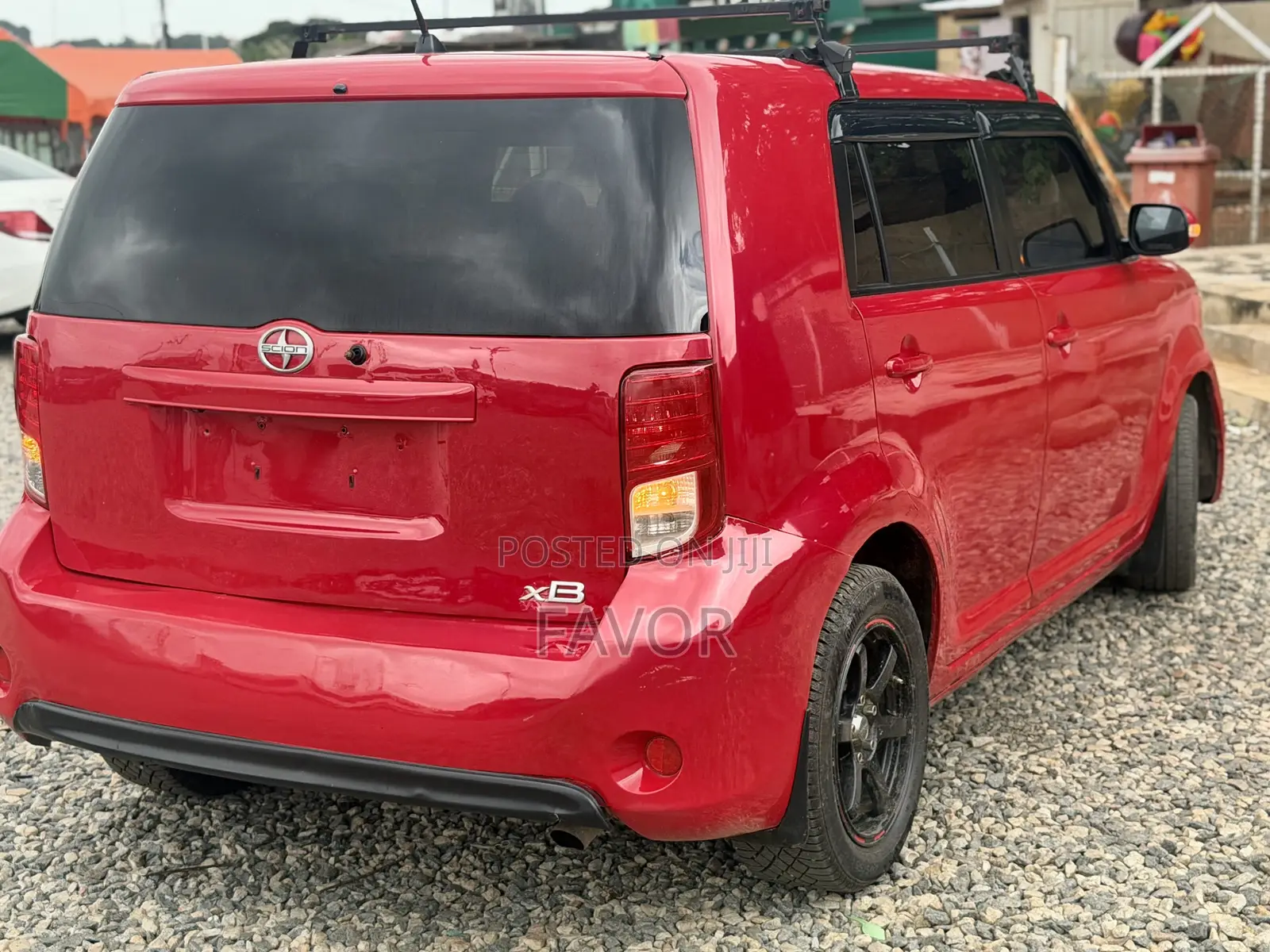 Toyota Spade 2013 Red