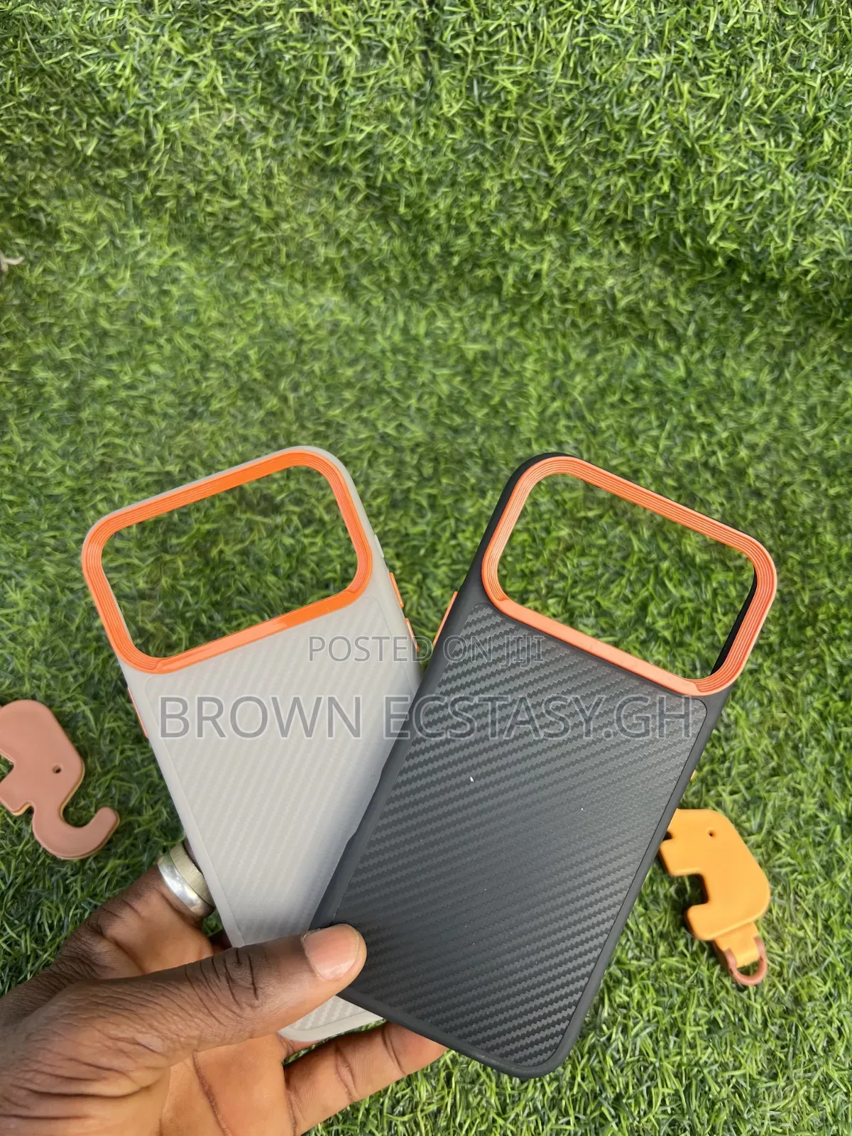 iPhone 17 Pro Max Carbon Fiber Case With Orange Bumper