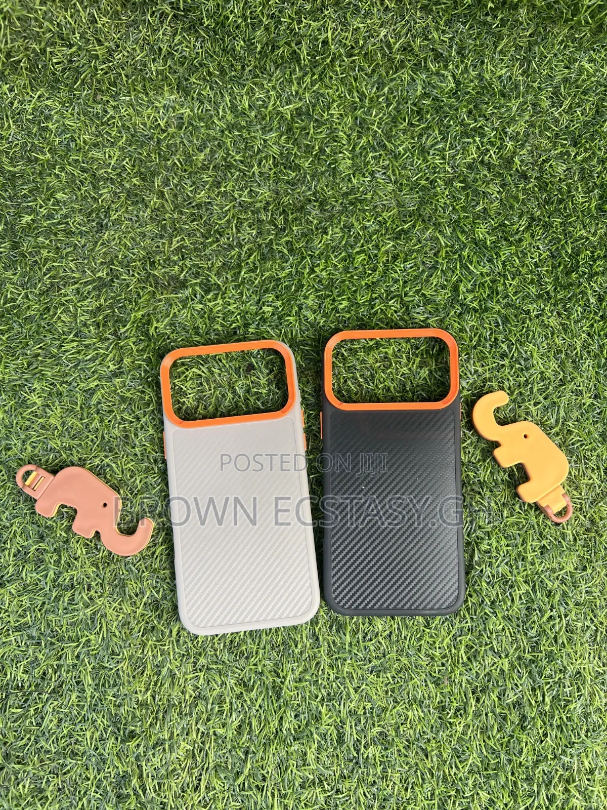 iPhone 17 Pro Max Carbon Fiber Case With Orange Bumper