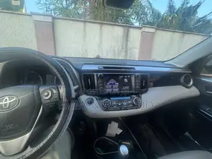 Toyota RAV4 2016 Silver