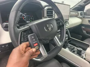 Auto Locksmith