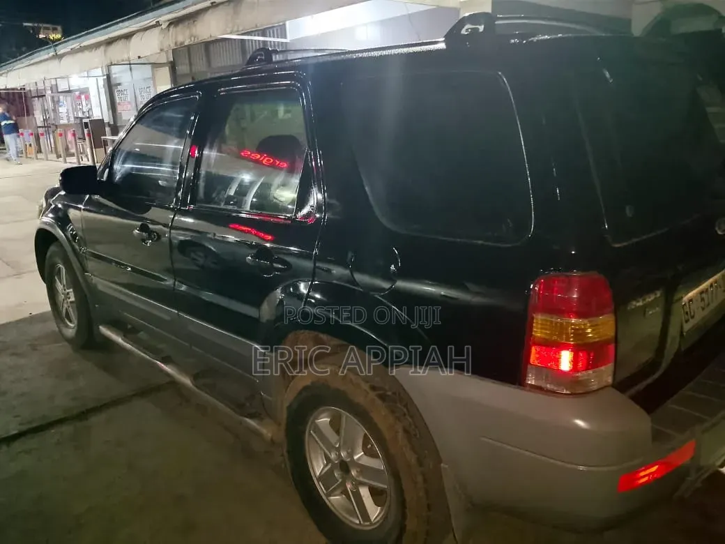 Ford Escape Hybrid 2007 Black