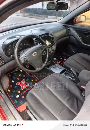 Hyundai Elantra 2007 Red