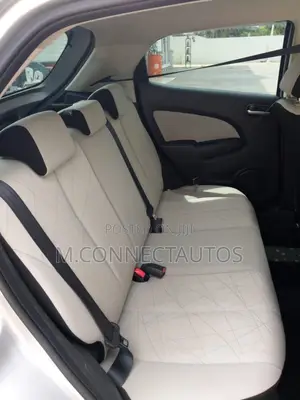 Mazda Demio 2010 Silver