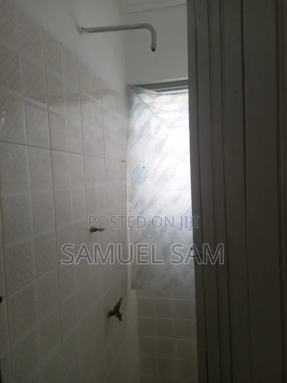 4bdrm House in Tema Community 9 for sale