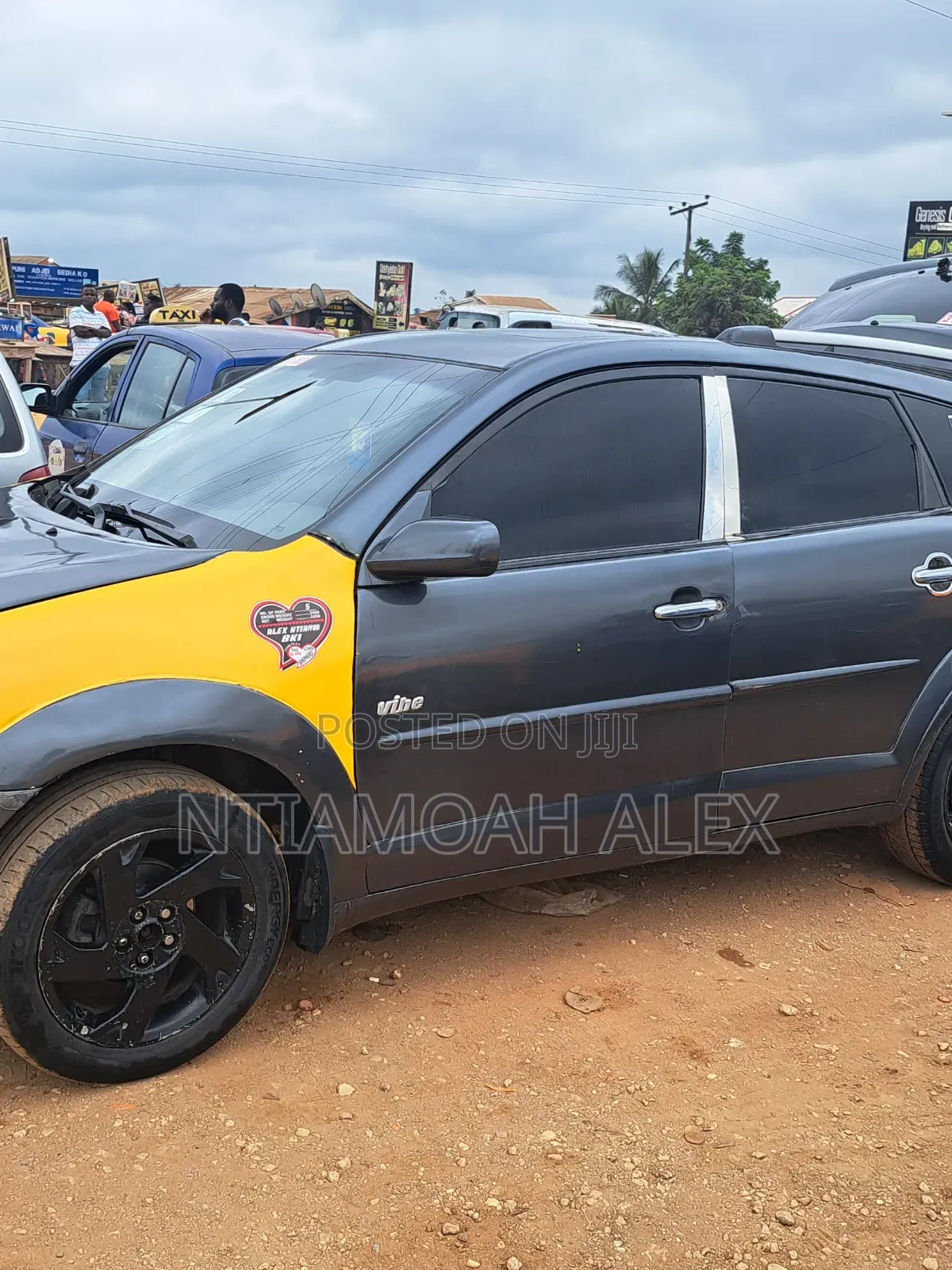 Pontiac Vibe 2005 Gray