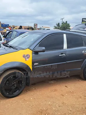 Pontiac Vibe 2005 Gray