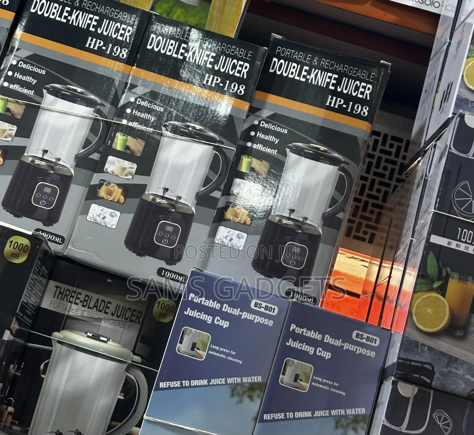 Rechargeable Portable Juicer Blender&Smoothie Maker (1000ml &Cup Sizes