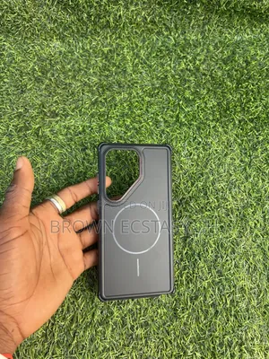 Samsung Galaxy S25 Ultra Matte Magsafe Case