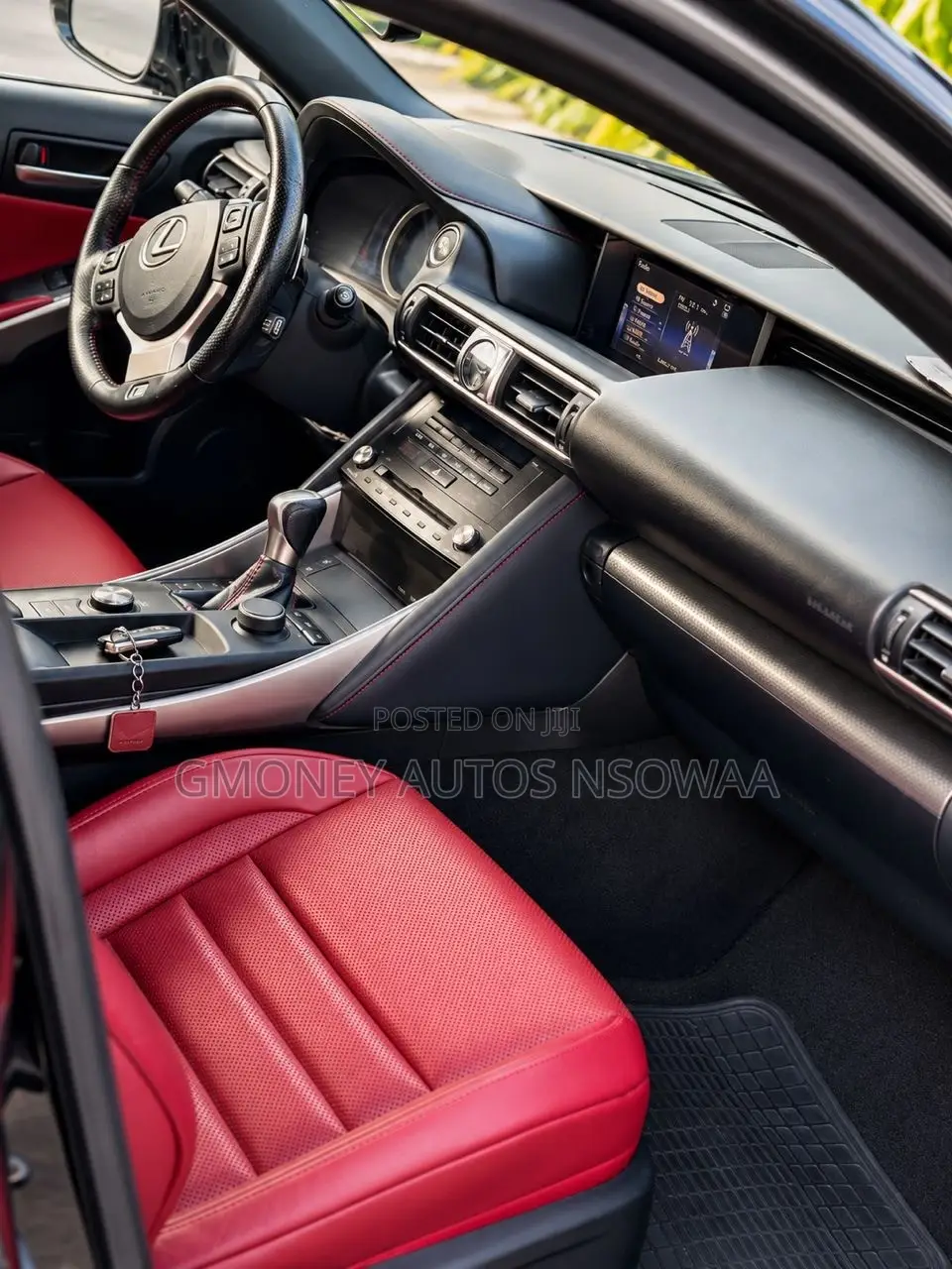 Lexus IS 300 AWD 2018 Black