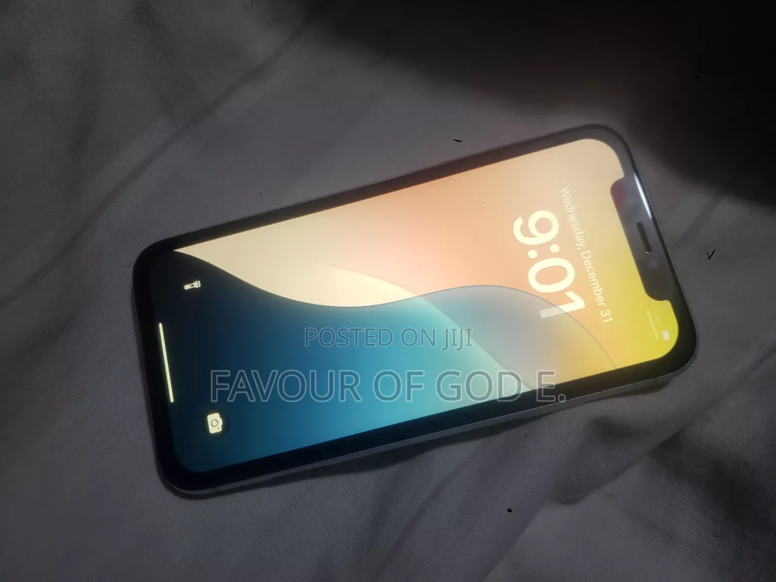 Apple iPhone XR 64 GB White