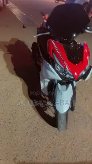 Yamaha Aerox 2025 Red