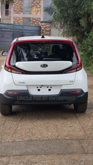 Kia Soul EX 2020 White