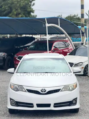 Toyota Camry 2014 White