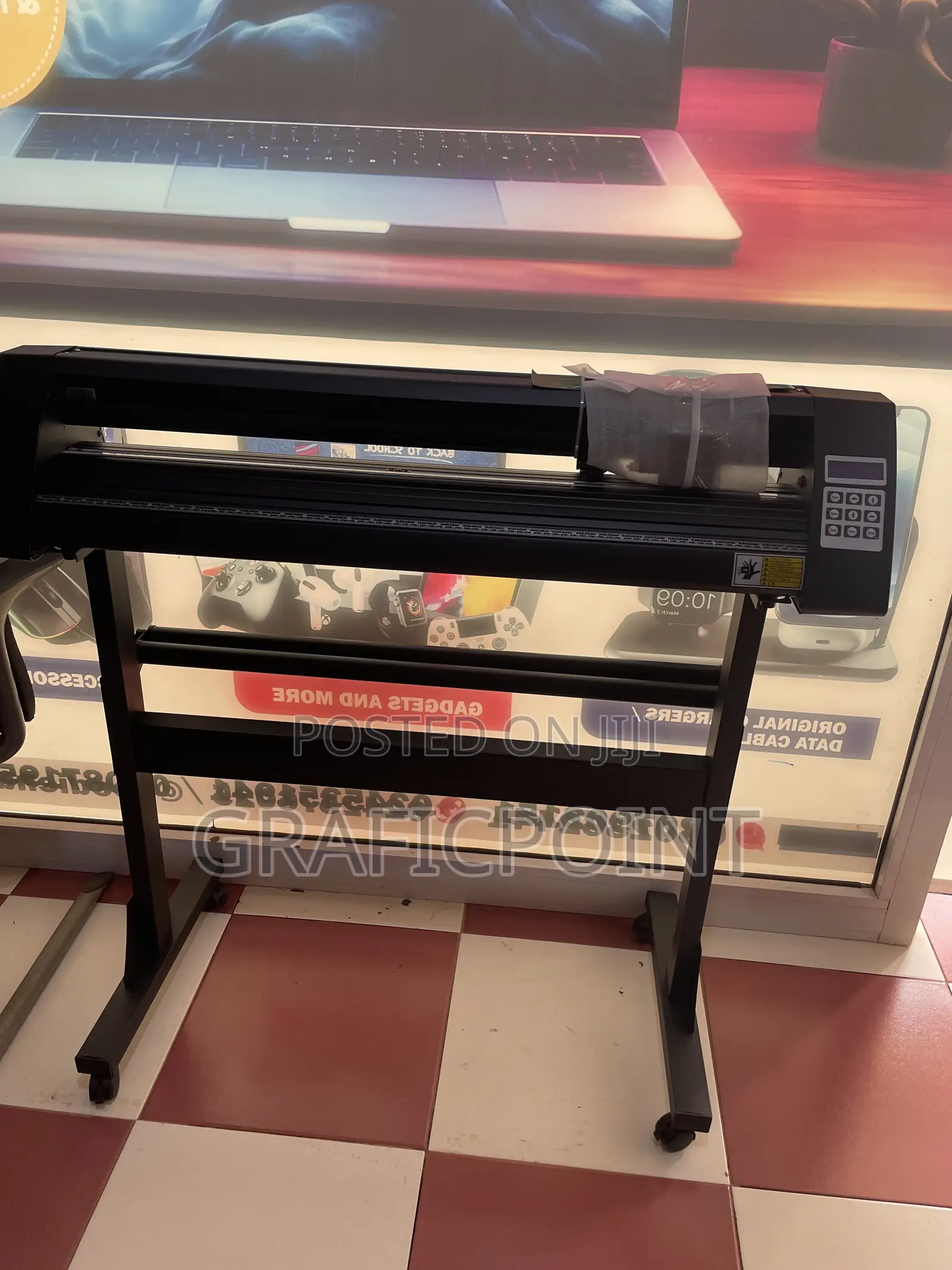 4.5ft Plotter With Free 38x38 Heatpress