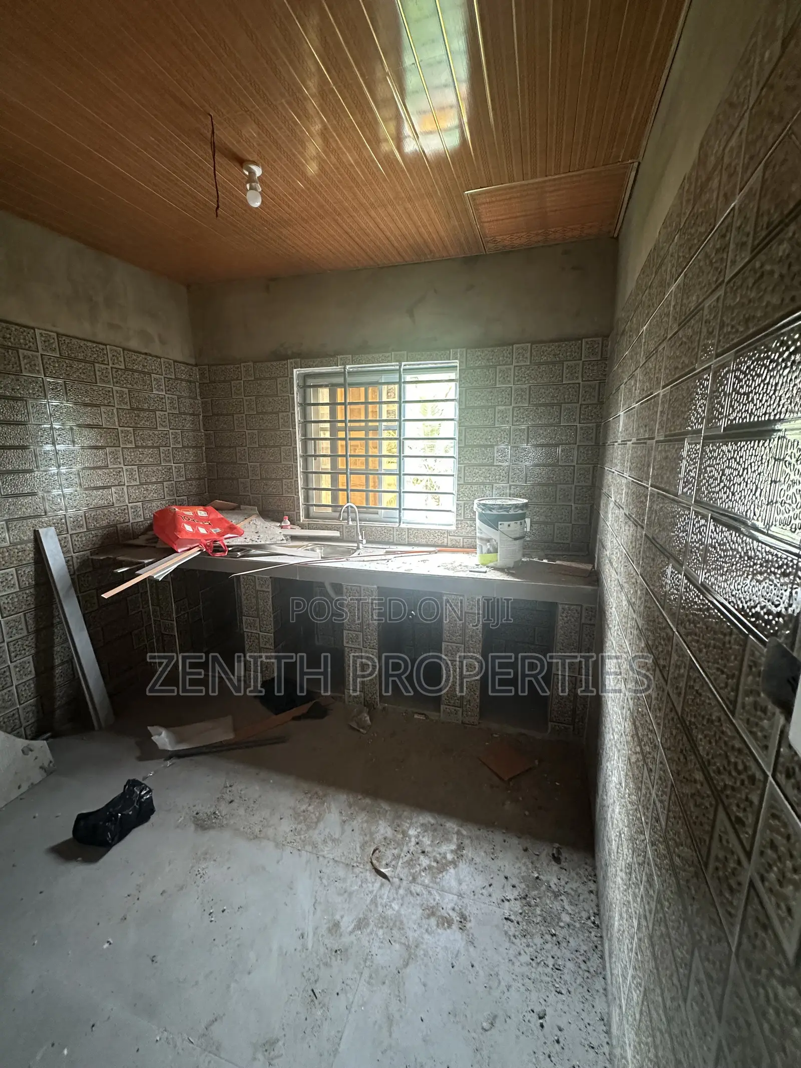 1bdrm Apartment in Zenith Realty, Old Barrier for rent