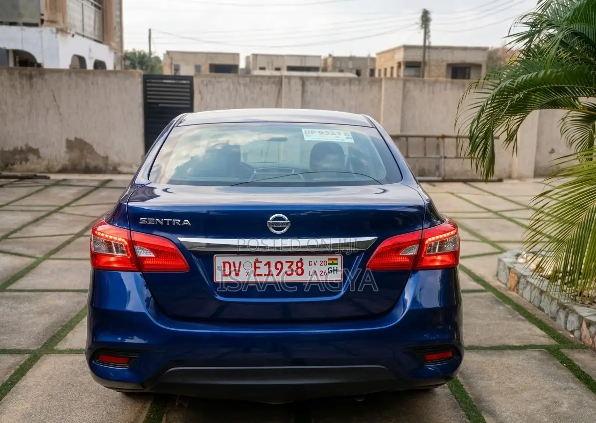 Nissan Sentra S 2018 Blue