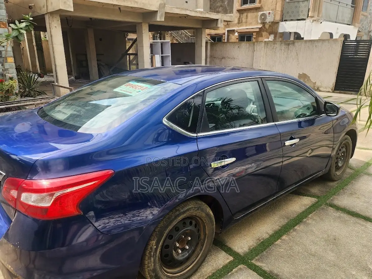 Nissan Sentra S 2018 Blue