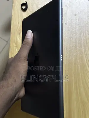 Apple iPad 10.2 (2021) 64 GB Gray