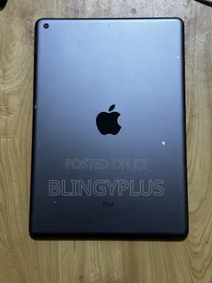 Apple iPad 10.2 (2021) 64 GB Gray