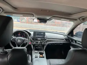Honda Accord Touring 2.0T 2020 Black
