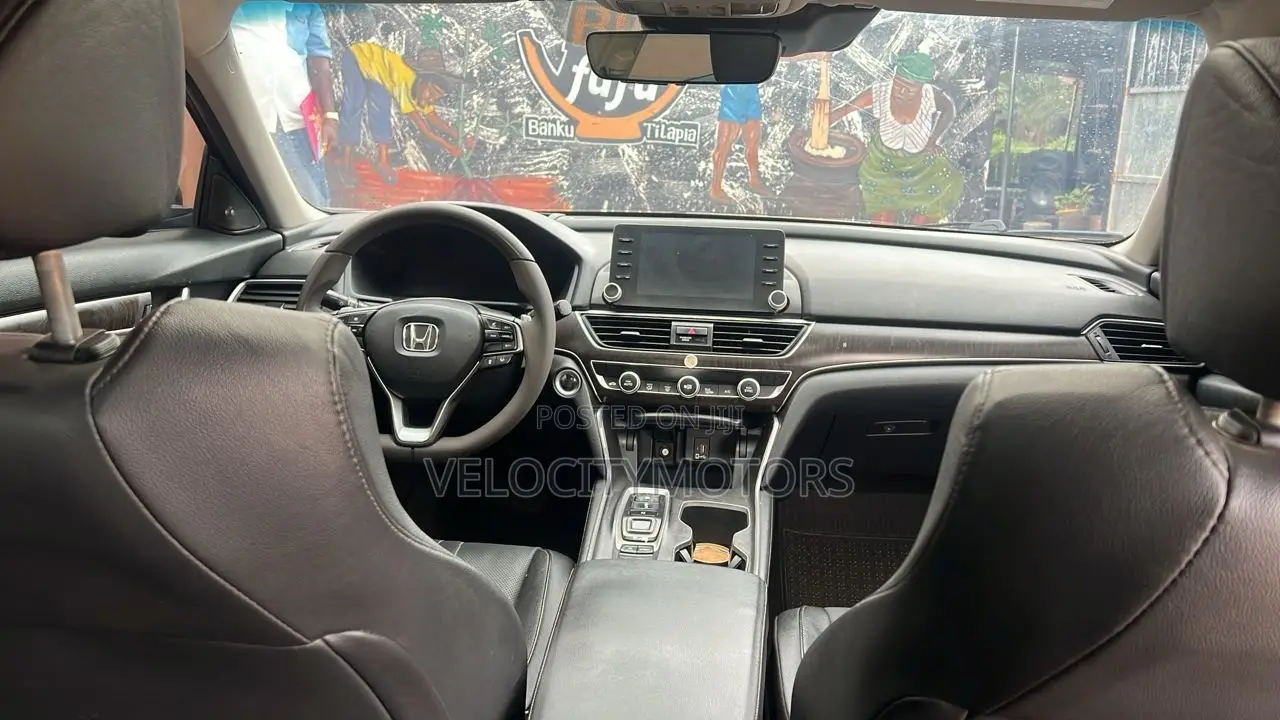Honda Accord Touring 2.0T 2020 Black
