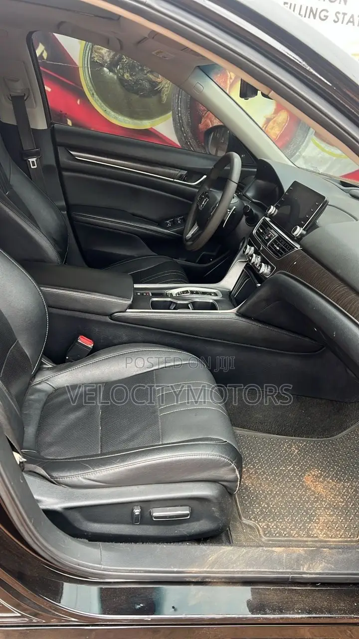 Honda Accord Touring 2.0T 2020 Black