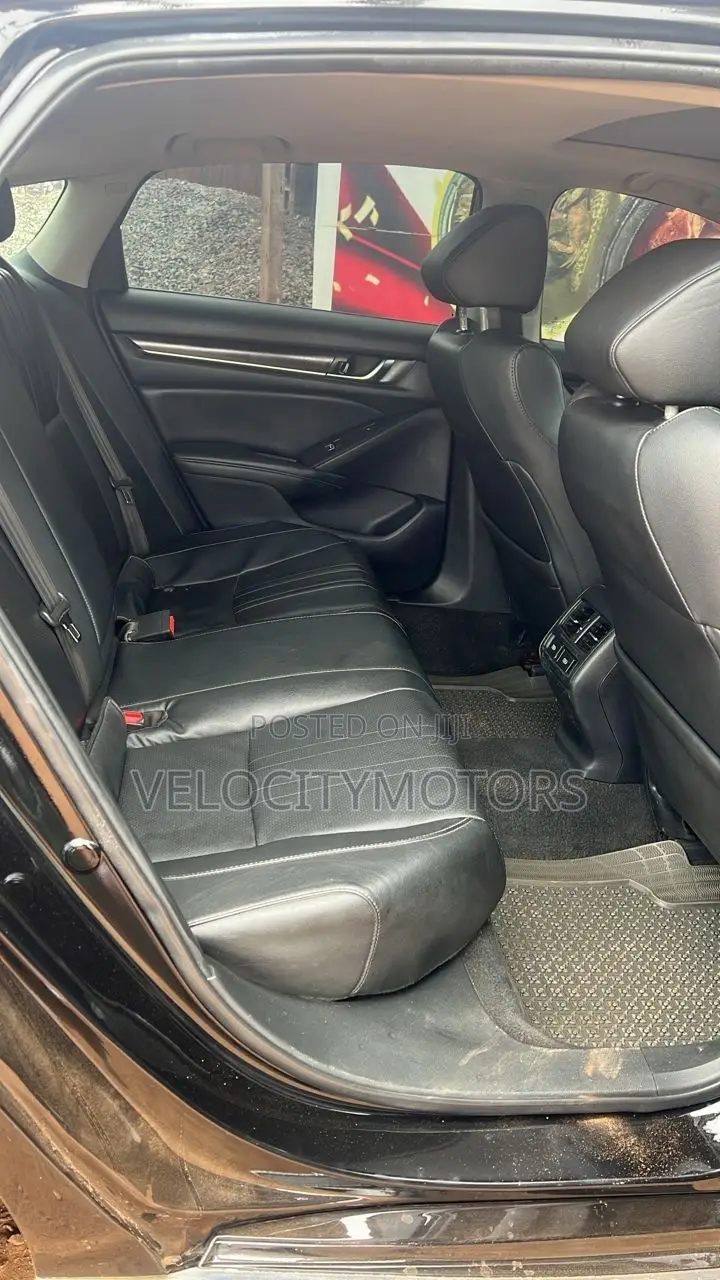 Honda Accord Touring 2.0T 2020 Black