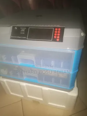 140 Capacity Eggs Incubator for Sale.
