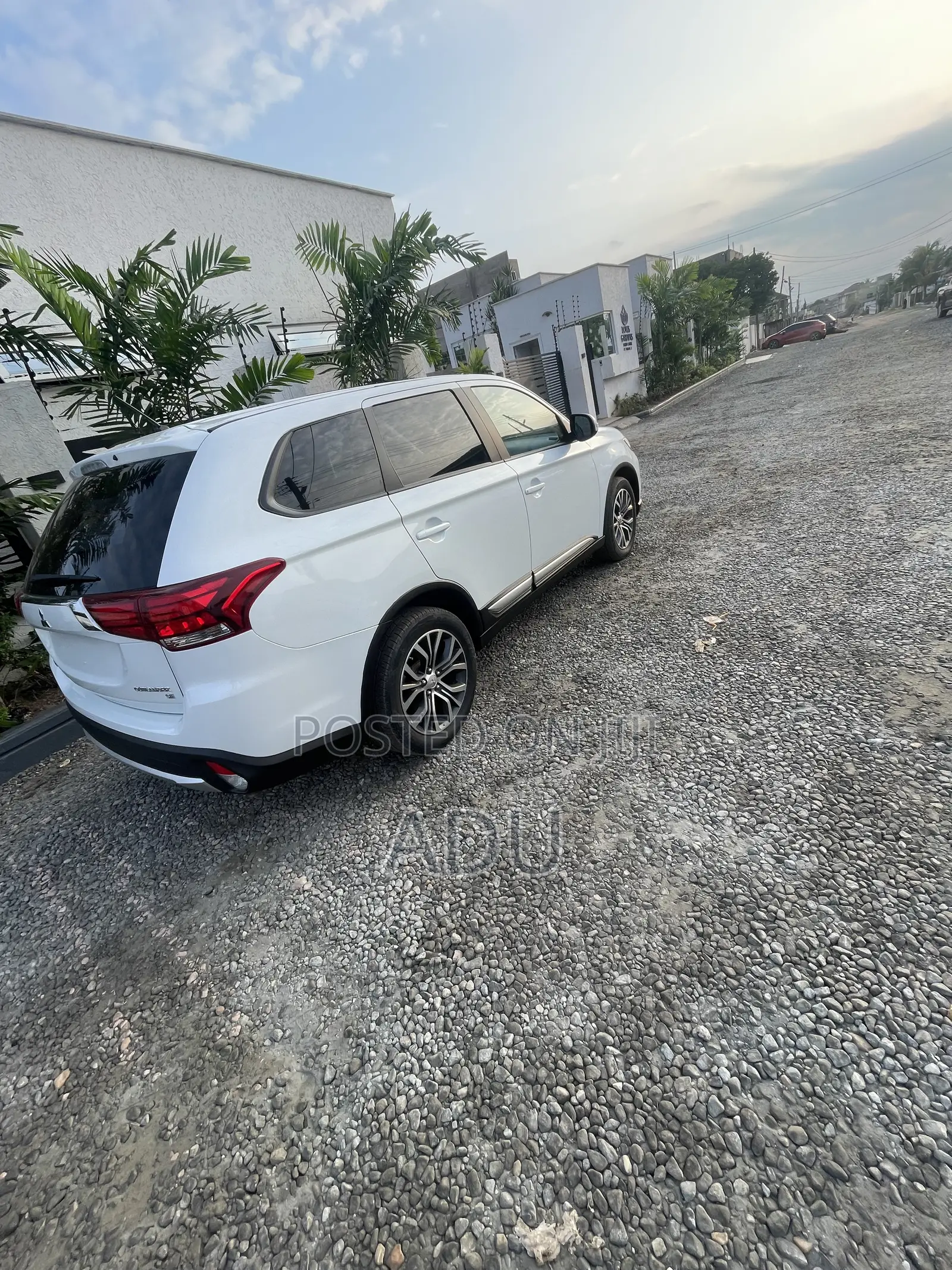 Mitsubishi Outlander SE AWC 2016 White