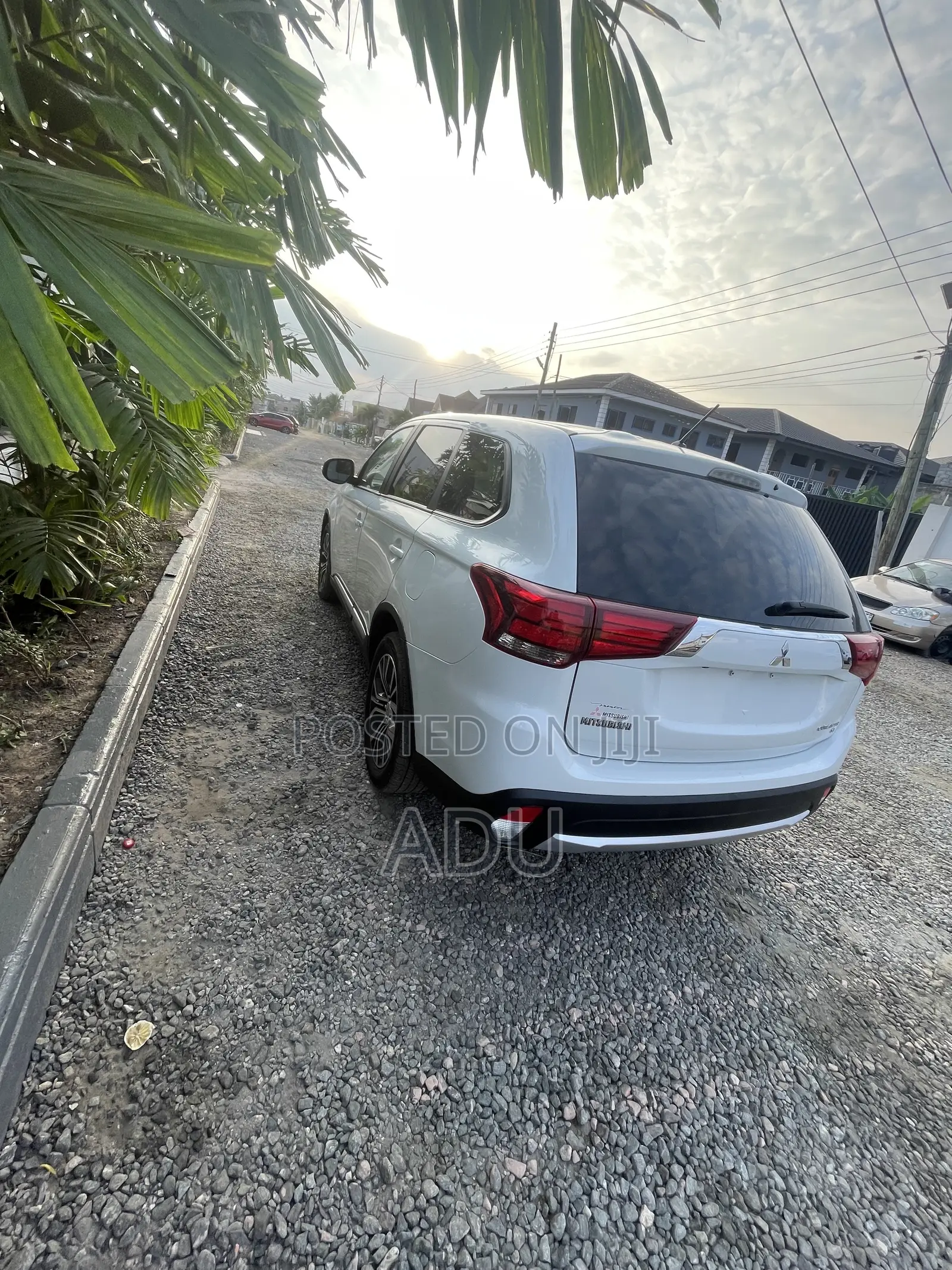 Mitsubishi Outlander SE AWC 2016 White
