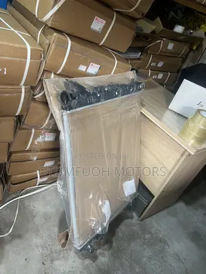 Dodge Ram 2013 2014 2015 2016 2017 2018 Radiator (Water Tank)