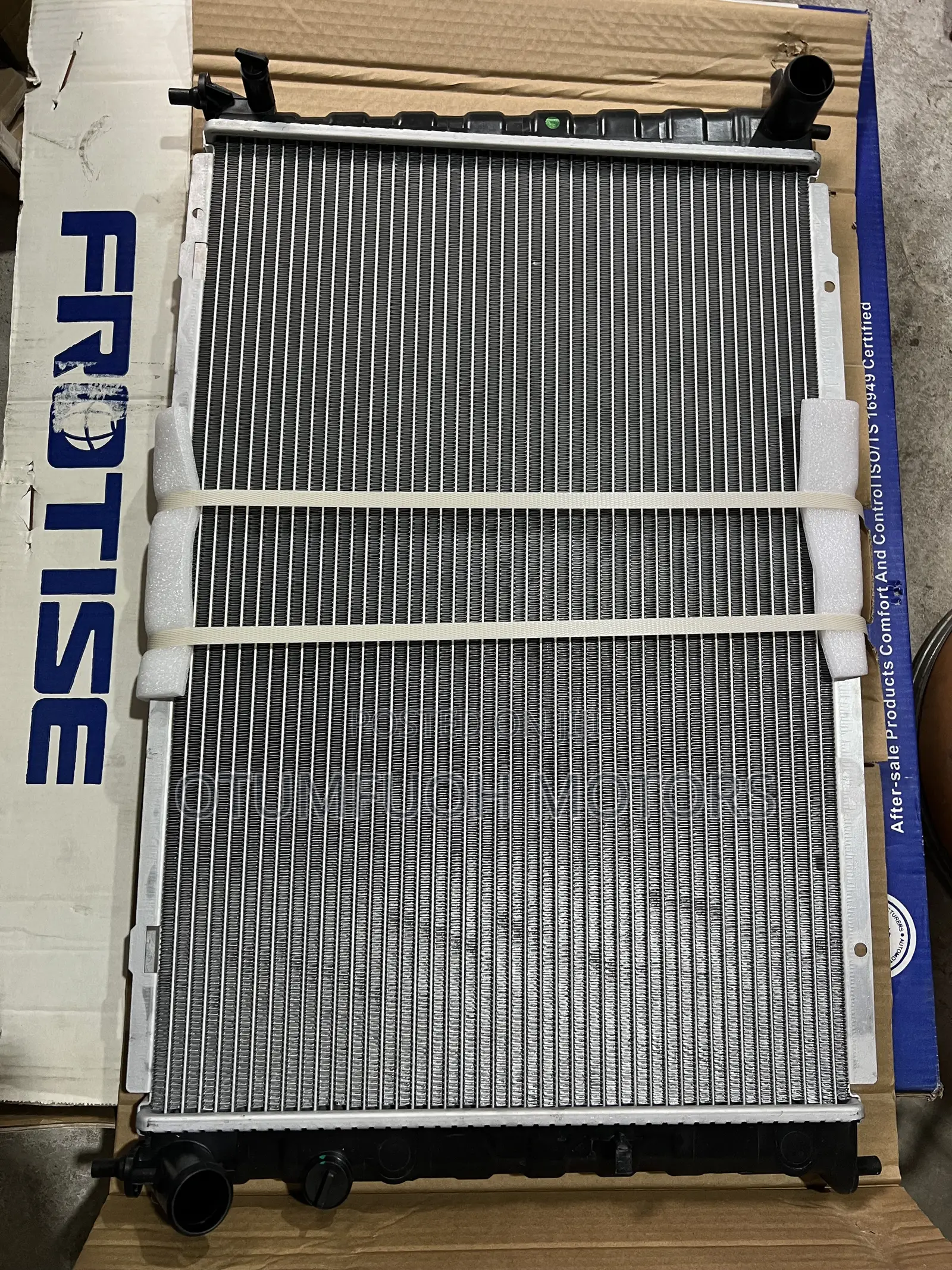 Hyundai H200 Radiator (Water Tank)