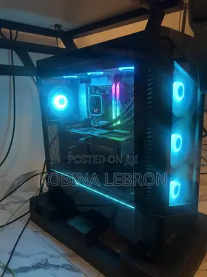 Desktop Computer MSI model 32GB AMD Ryzen 7 SSD 1T