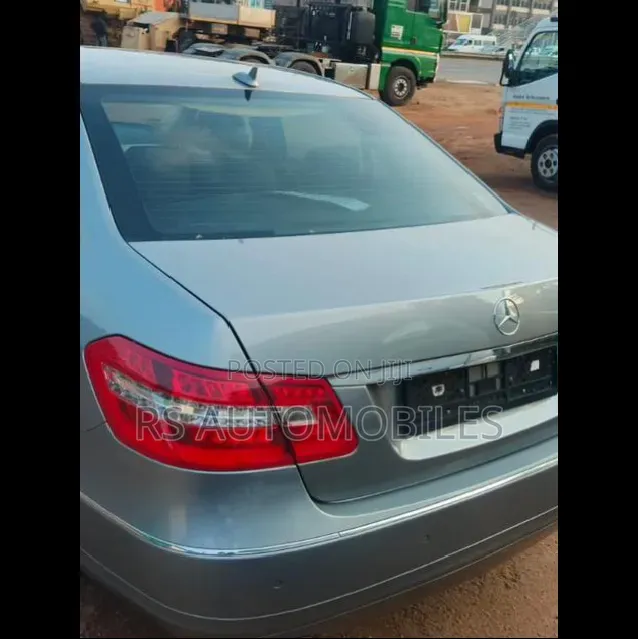 Mercedes-Benz E350 2009 Silver