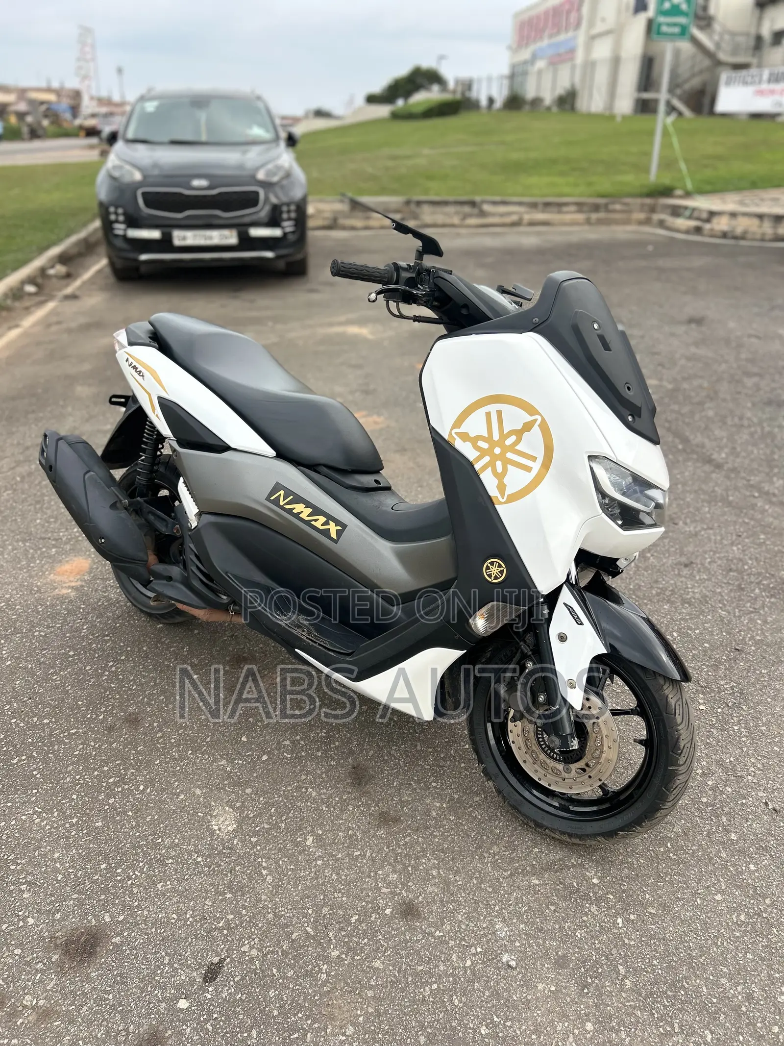 Yamaha NMAX 155 2022 White