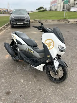 Yamaha NMAX 155 2022 White