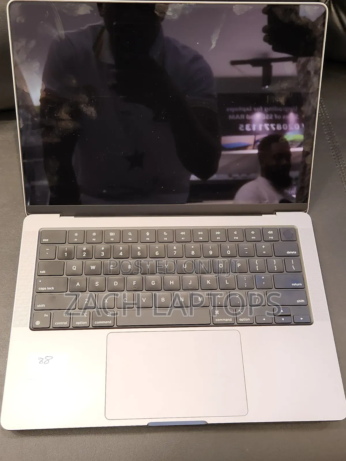 Laptop Apple MacBook Pro 2021 M1 Max 16GB Apple M1 Pro SSD 512GB