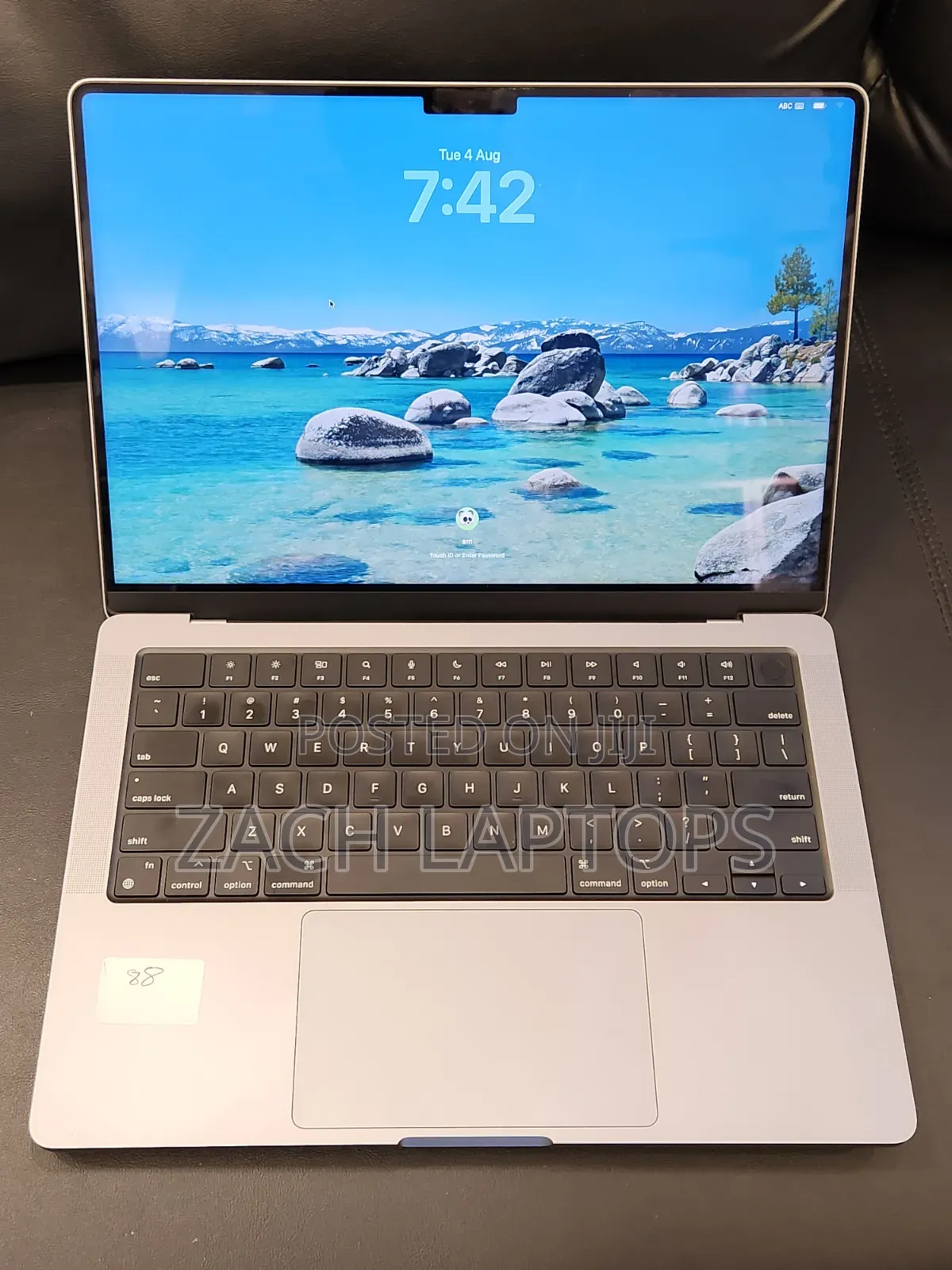 Laptop Apple MacBook Pro 2021 M1 Max 16GB Apple M1 Pro SSD 512GB