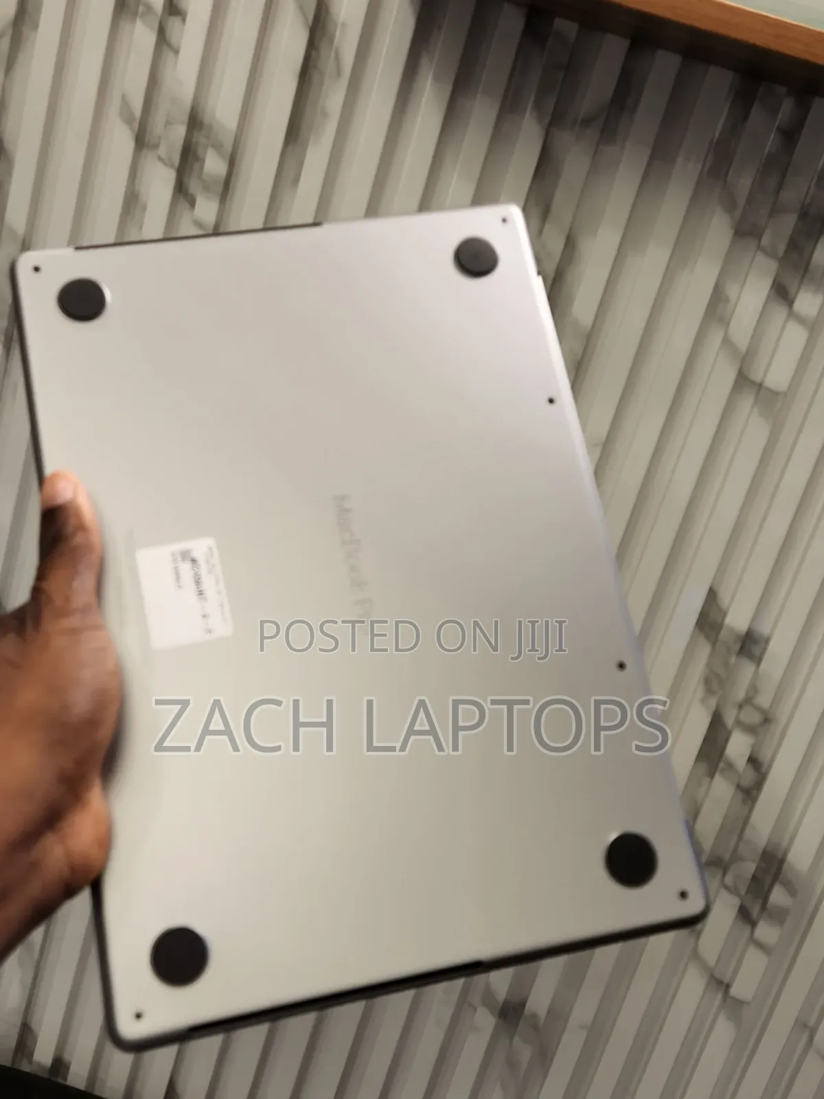 Laptop Apple MacBook Pro 2021 M1 Max 16GB Apple M1 Pro SSD 512GB